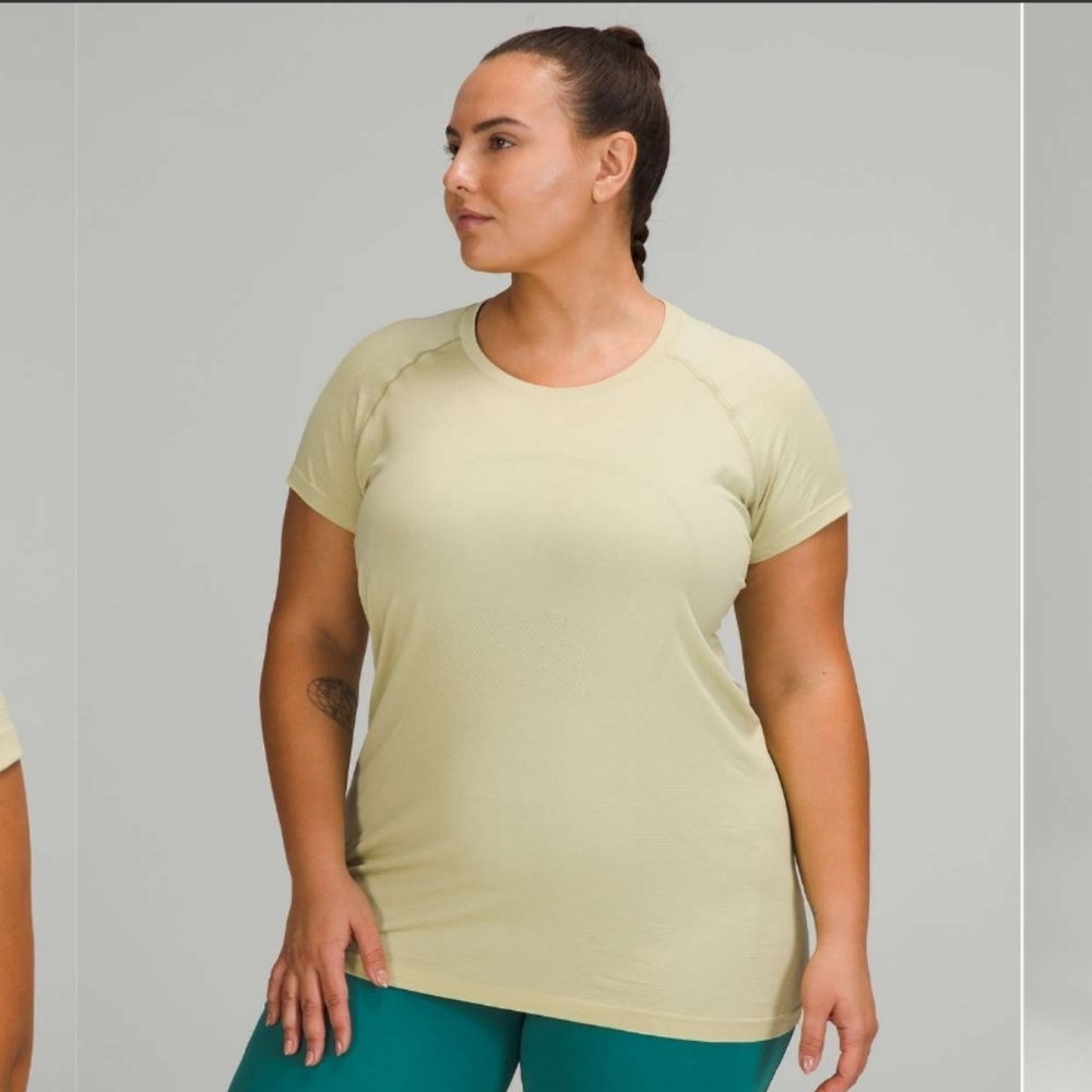 lululemon athletica Short Sleeve Tee — Light Green